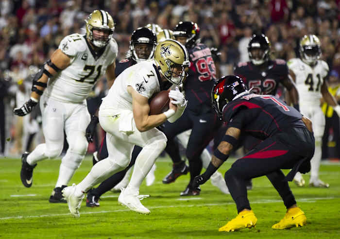 New Orleans Saints quarterback/tight end Taysom Hill (7) against the Arizona Cardinals. Mandatory Credit: Mark J. Rebilas-USA TODAY Sports